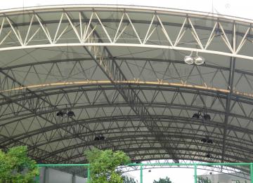 簡(jiǎn)單探討膜結(jié)構(gòu)網(wǎng)架整體提升法要點(diǎn)