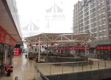 膜結(jié)構(gòu)如何在下雨天預(yù)防和解決積水問題？